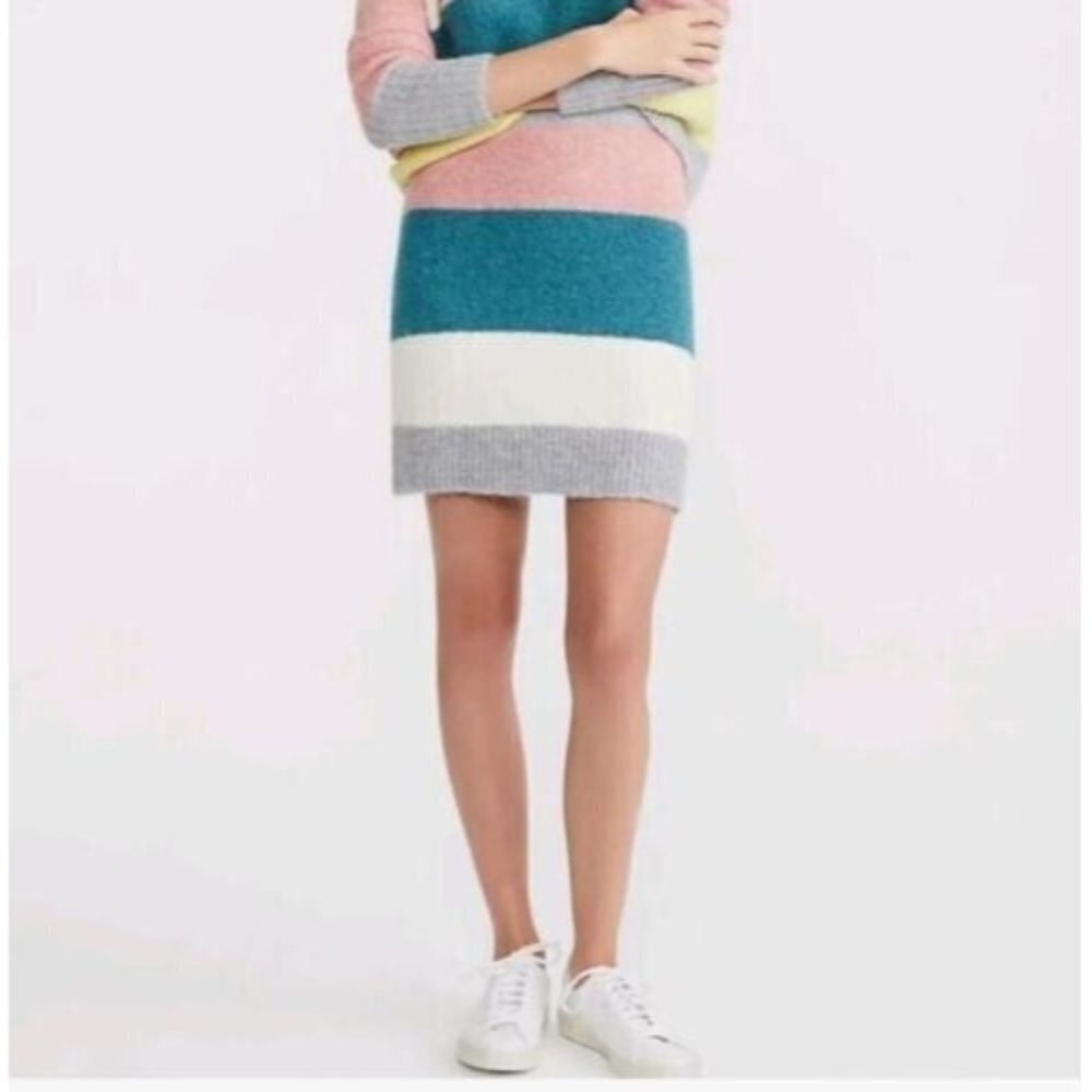 Lou & Grey Womens Size Small Striped Colorblock Plushfuzz Sweater Knit Skirt